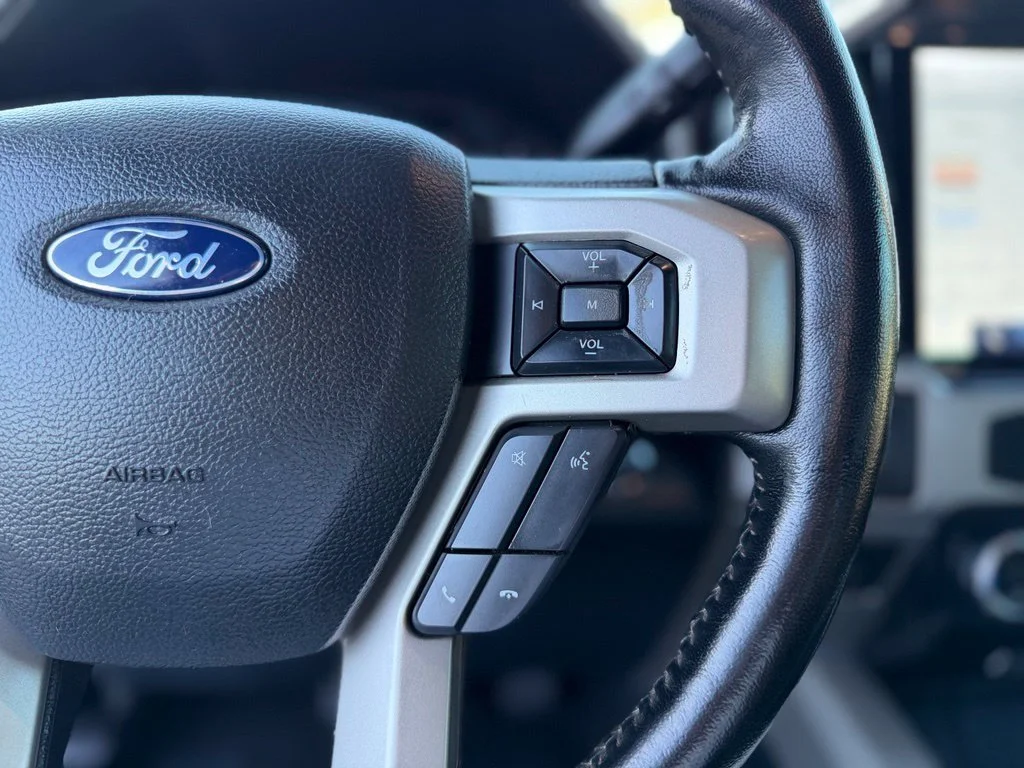 Used 2022 Black Ford Lariat image 25