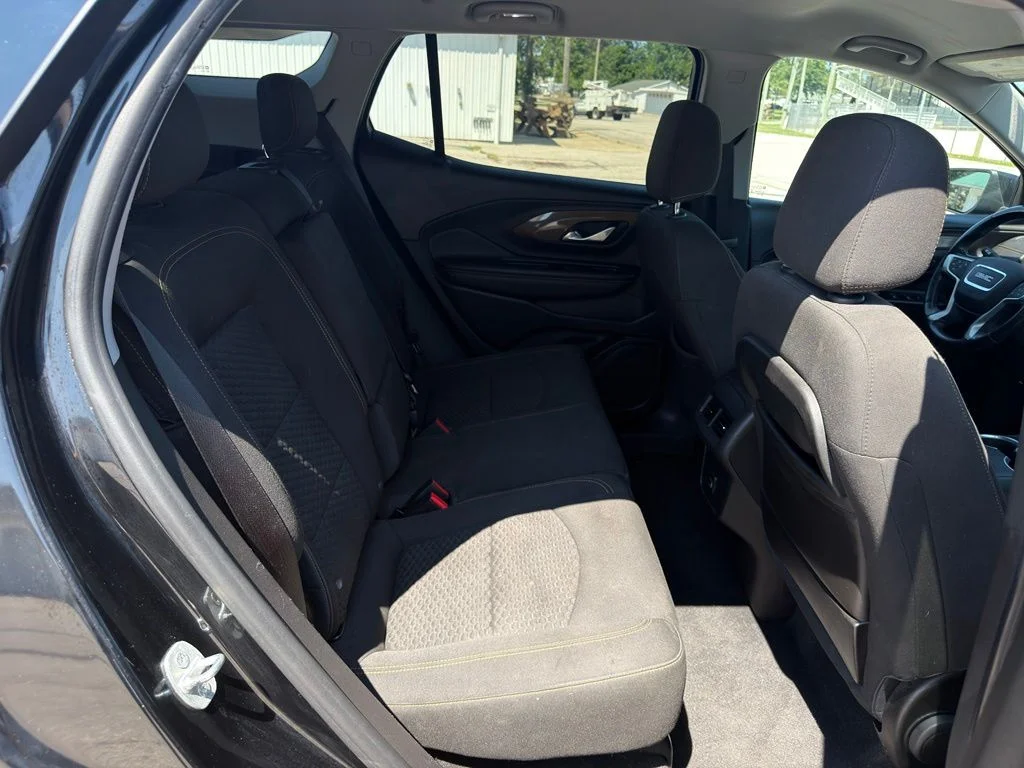 Used 2020 Black GMC SLE image 16