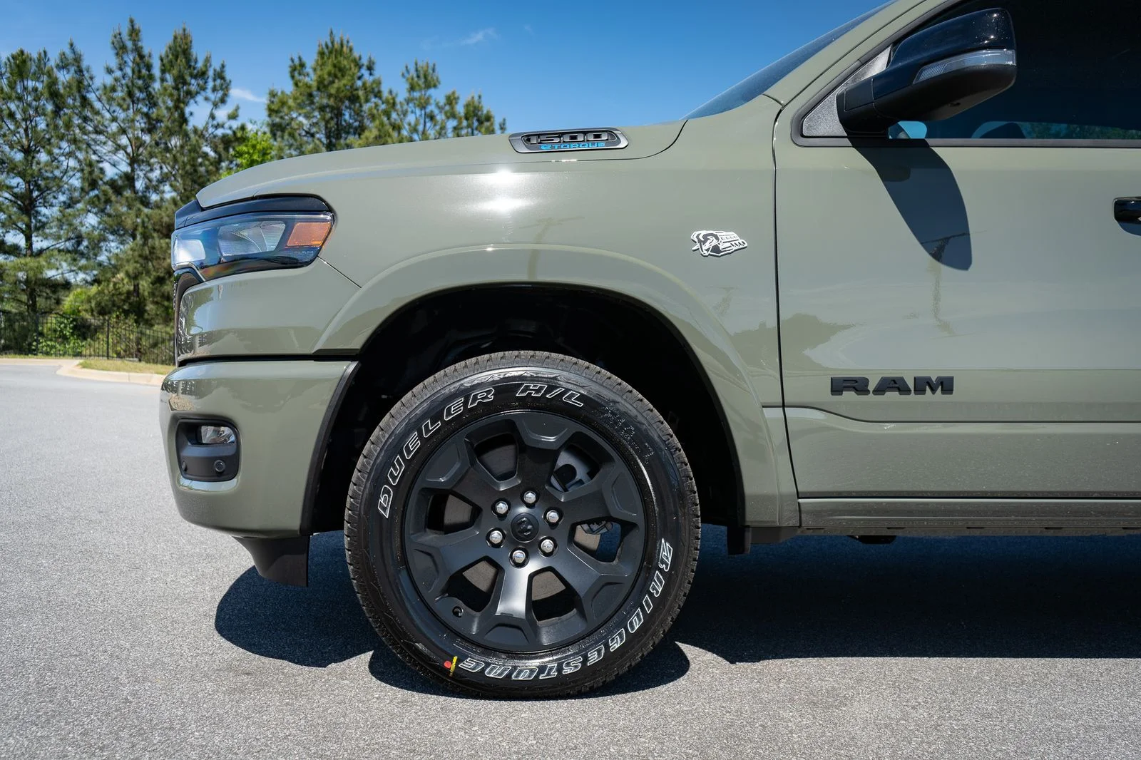 New 2026 Canyon Lake Exterior Paint RAM Big Horn/Lone Star image 4