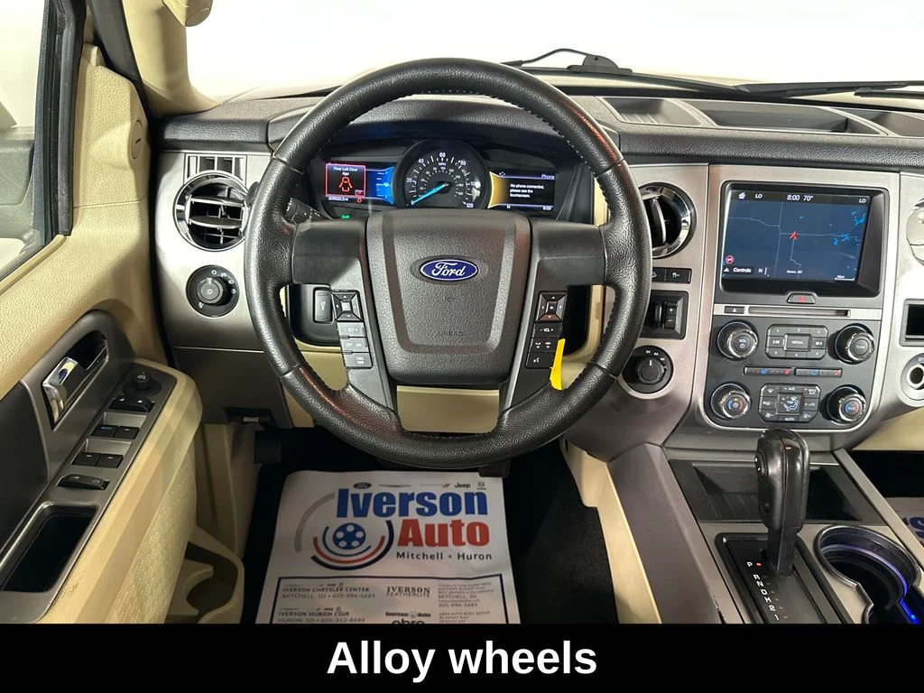 Used 2017 Gold Ford XLT image 28