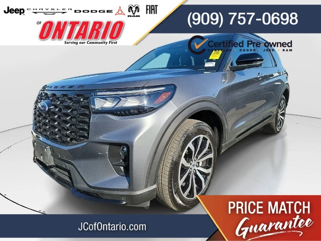 Used 2025 Gray Ford ST-Line image 1