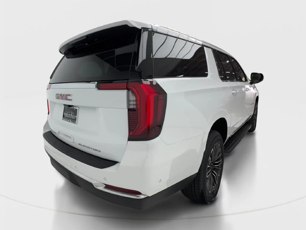 Used 2026 White GMC Elevation image 11