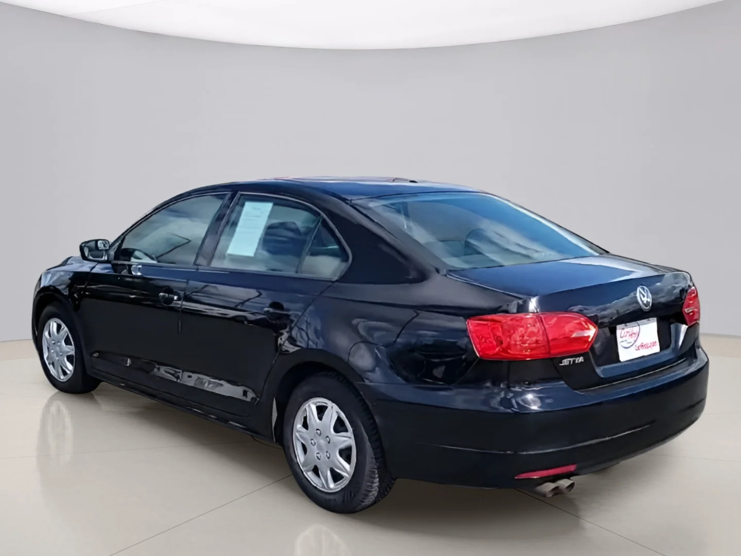 Used 2013 Black Volkswagen S image 6