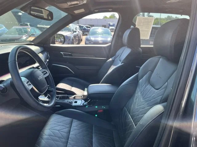Used 2024 Gravity Gray Kia SX X-Line image 12