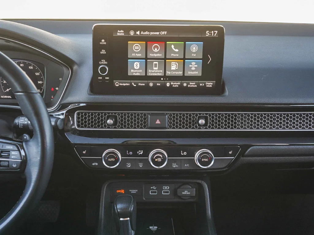 2024 Honda Civic Touring - Photo 13