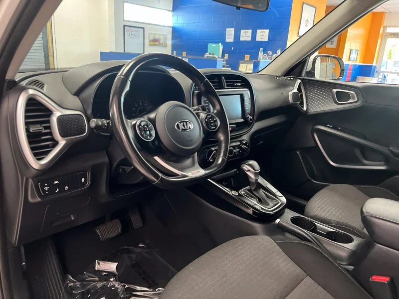 Used 2020 White Kia GT-Line image 18