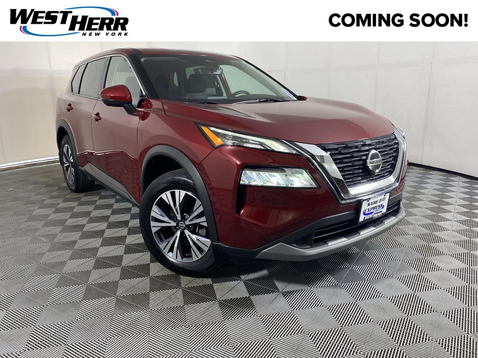 Used 2021 Scarlet Ember Tintcoat Nissan SV image 1
