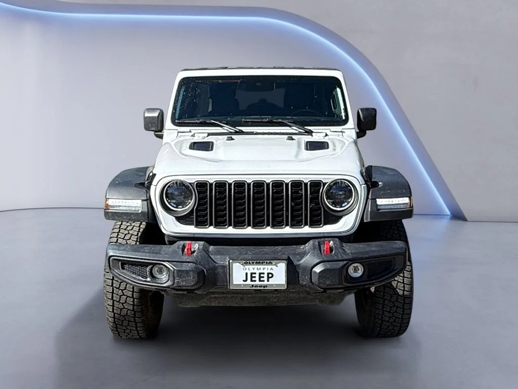 Used 2025 White Jeep Rubicon image 9