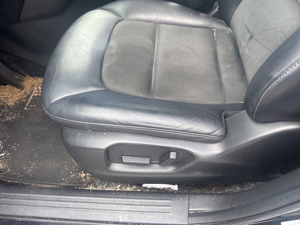 Used 2022 Black Mazda 2.5 S Select image 15
