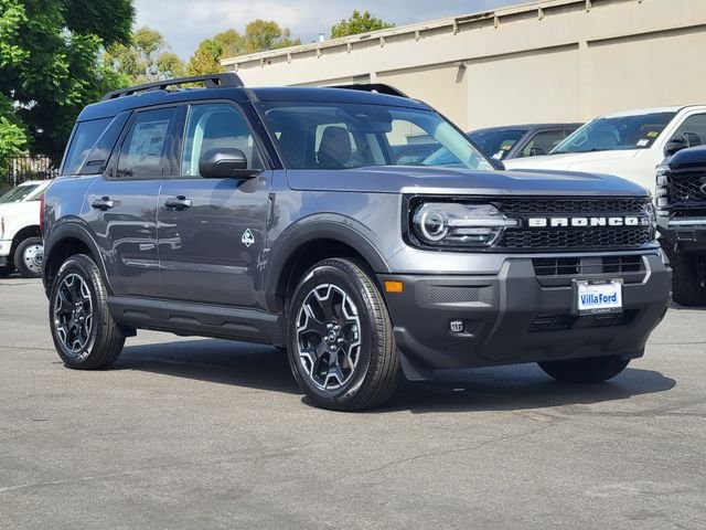 New 2026 Carbonized Gray Metallic Ford Outer Banks® image 28