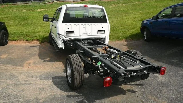 New 2026 White Ford XL image 9