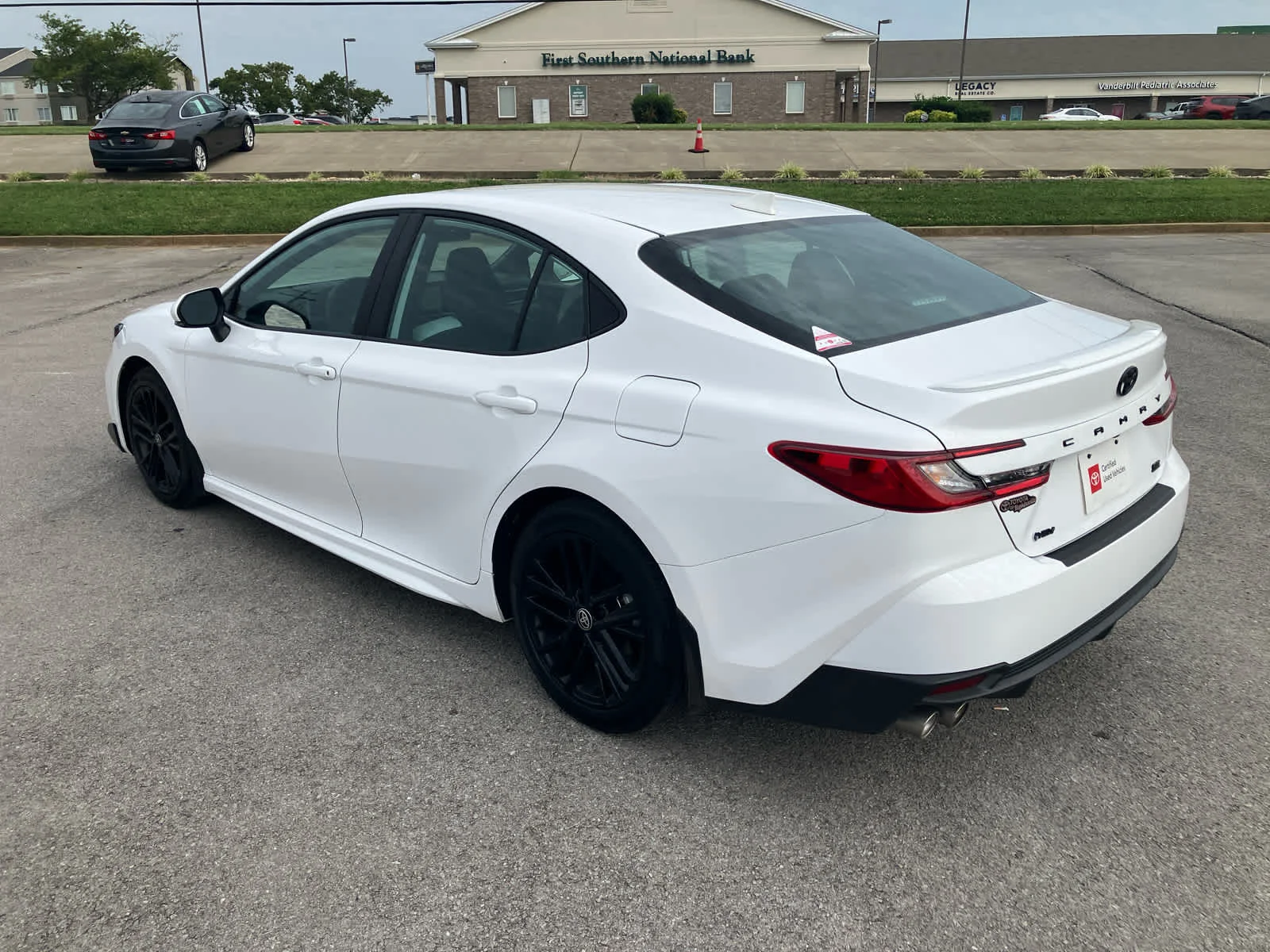 Certified Used 2026 Ice Cap Toyota SE image 7