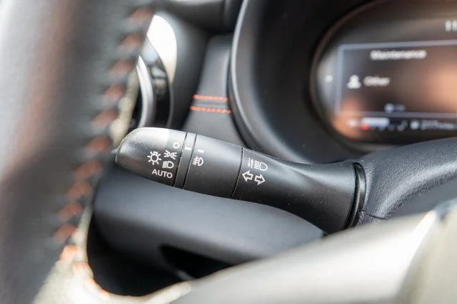 2023 Nissan Kicks SR - Photo 22