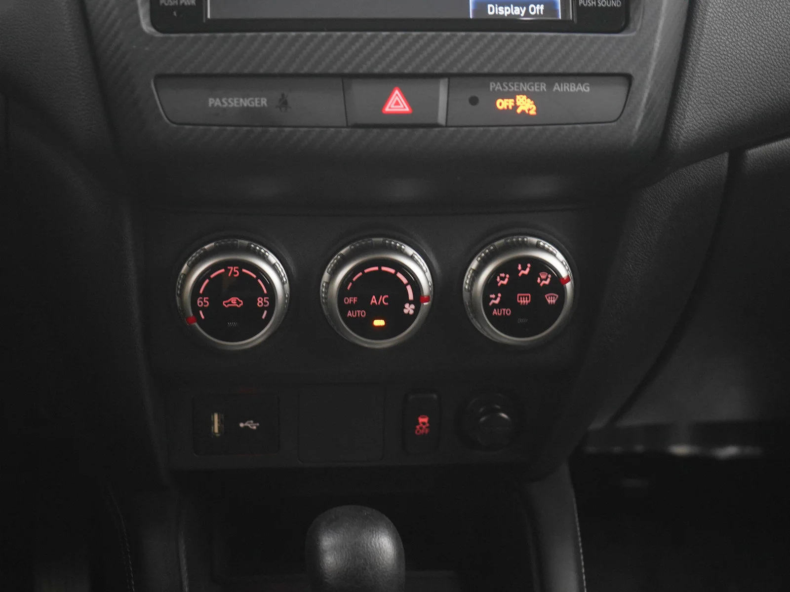 Used 2025 White Mitsubishi S image 17