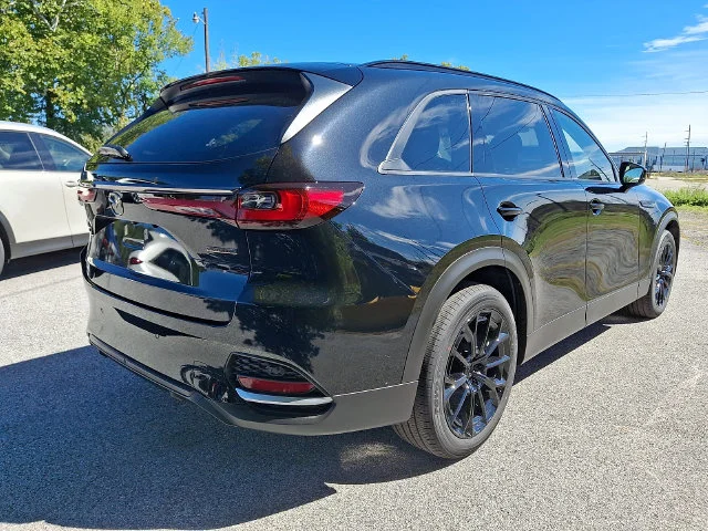 New 2026 Black Mazda 3.3 Turbo Premium image 4