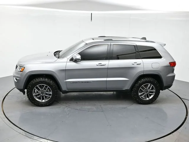 Used 2020 Billet Silver Metallic Clearcoat Jeep Limited image 34