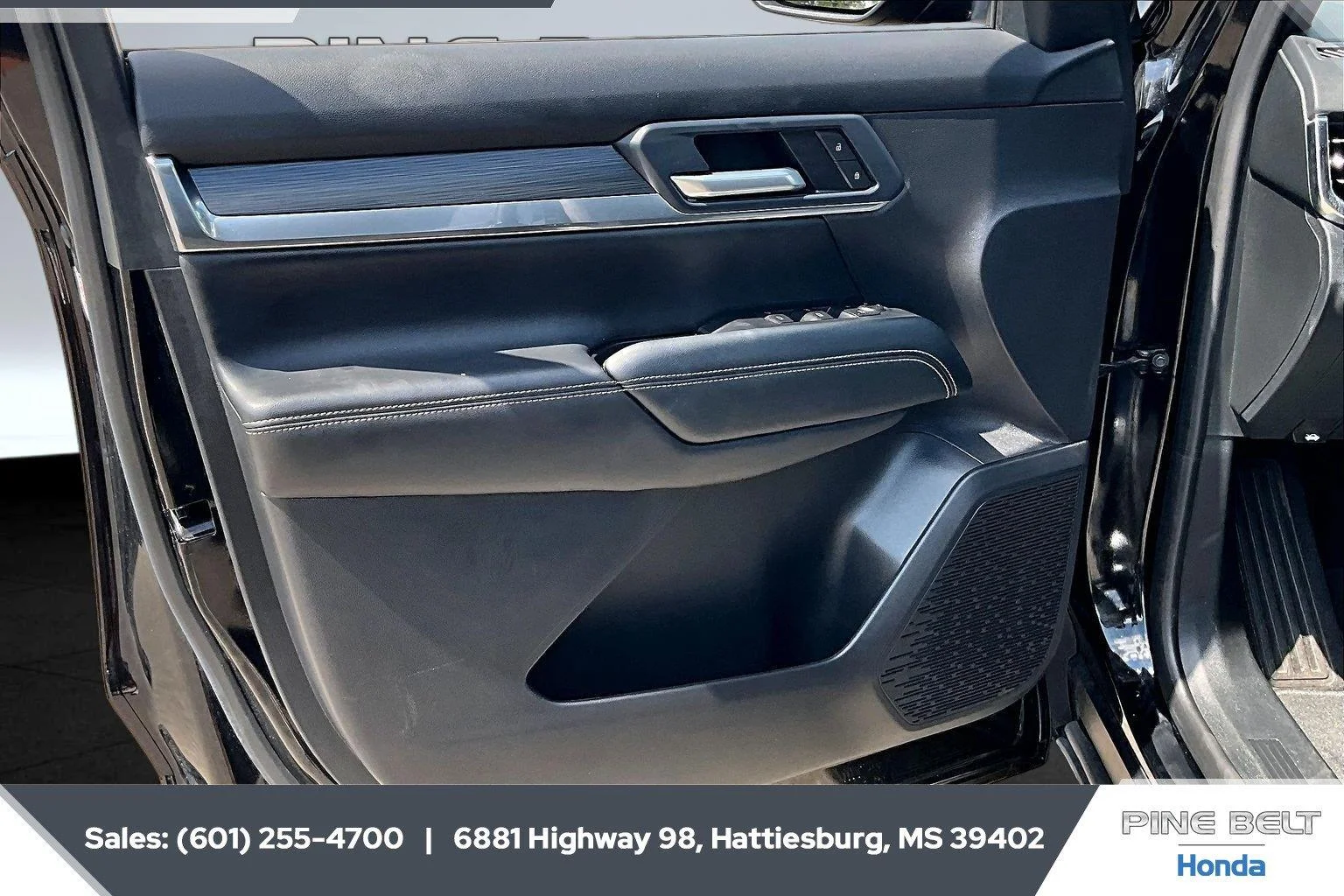 Used 2026 Ebony Twilight Metallic GMC AWD Elevation image 17