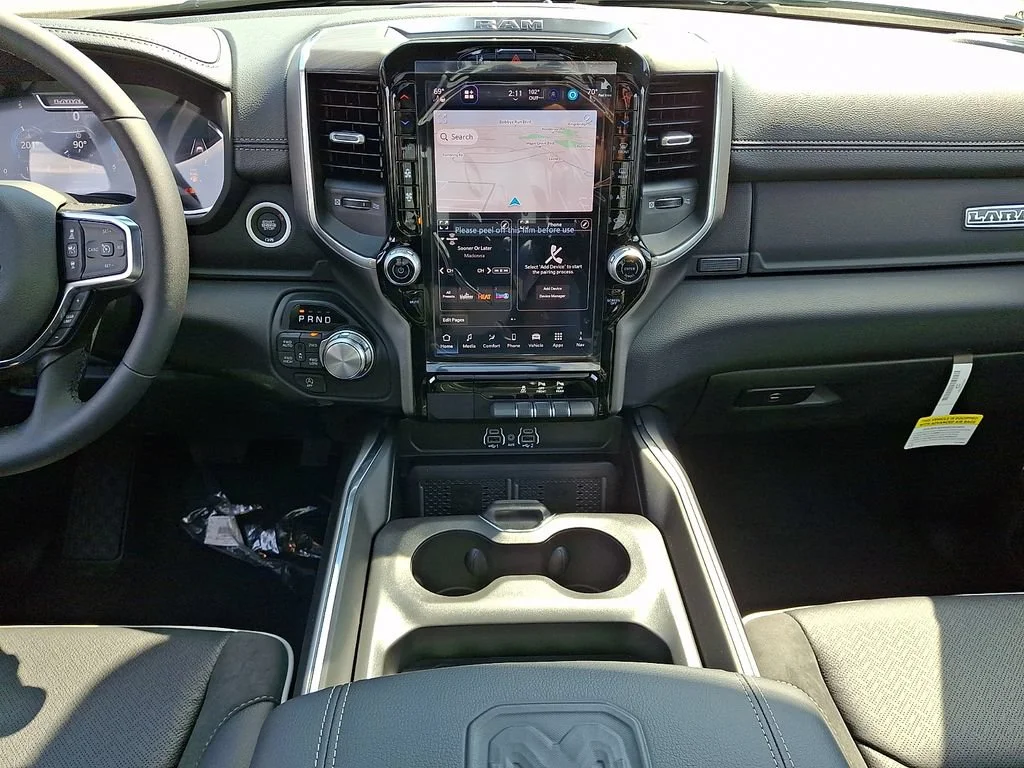 New 2027 Granite Crystal Metallic Clearcoat Ram Laramie image 11