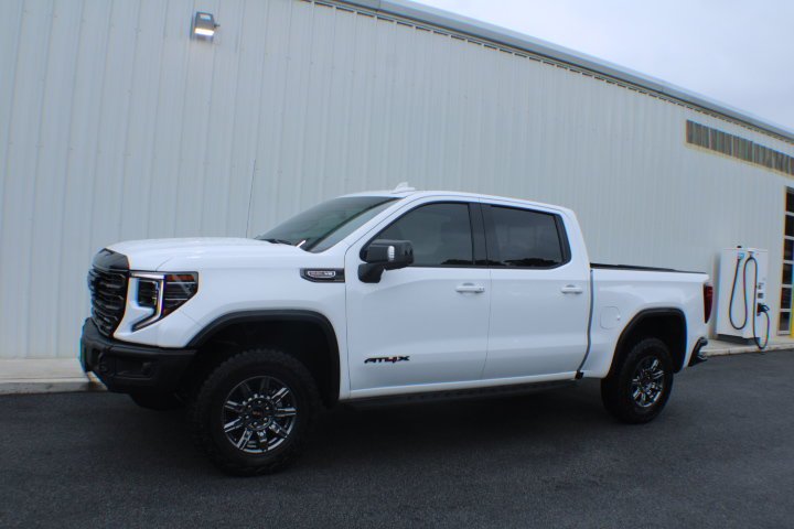 Used 2026 Summit White GMC AT4X image 4