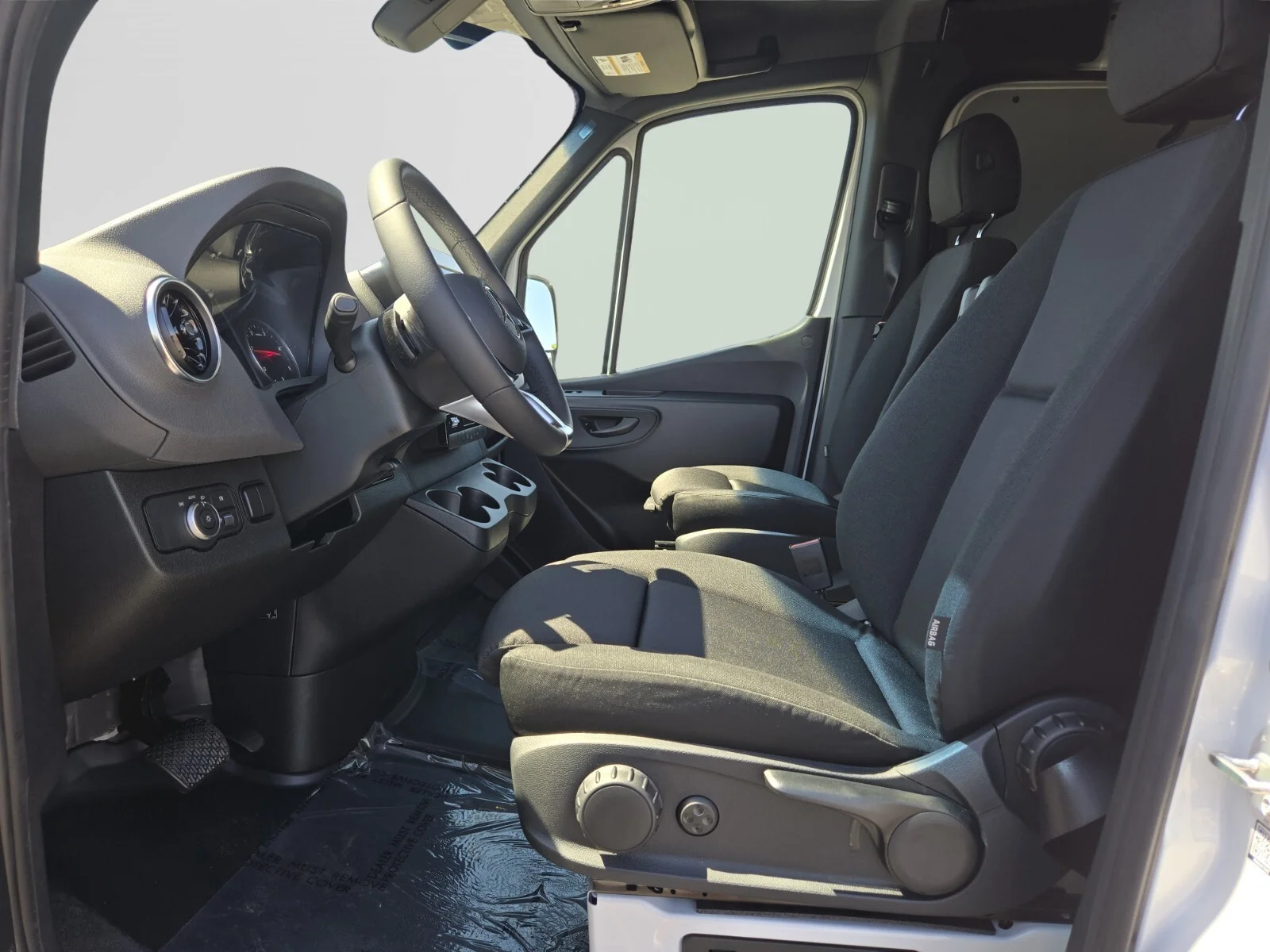 2025 Mercedes-Benz Sprinter Cargo Van Base - Photo 10