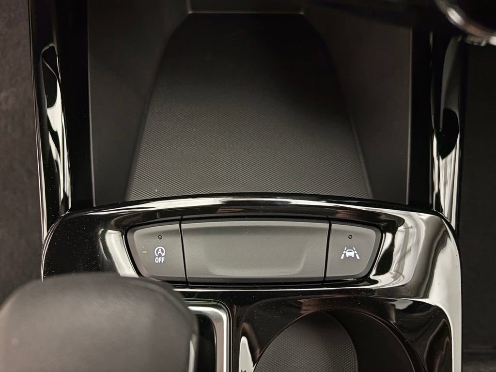 2026 Chevrolet Trax Activ - Photo 9