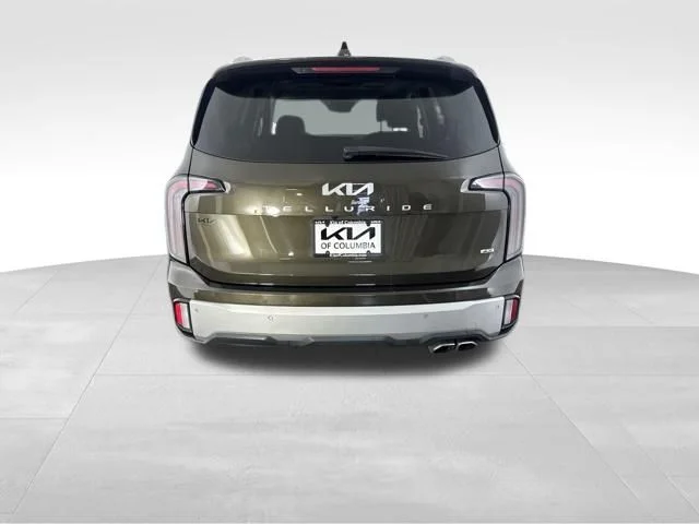 Used 2024 Green Kia SX-Prestige image 8