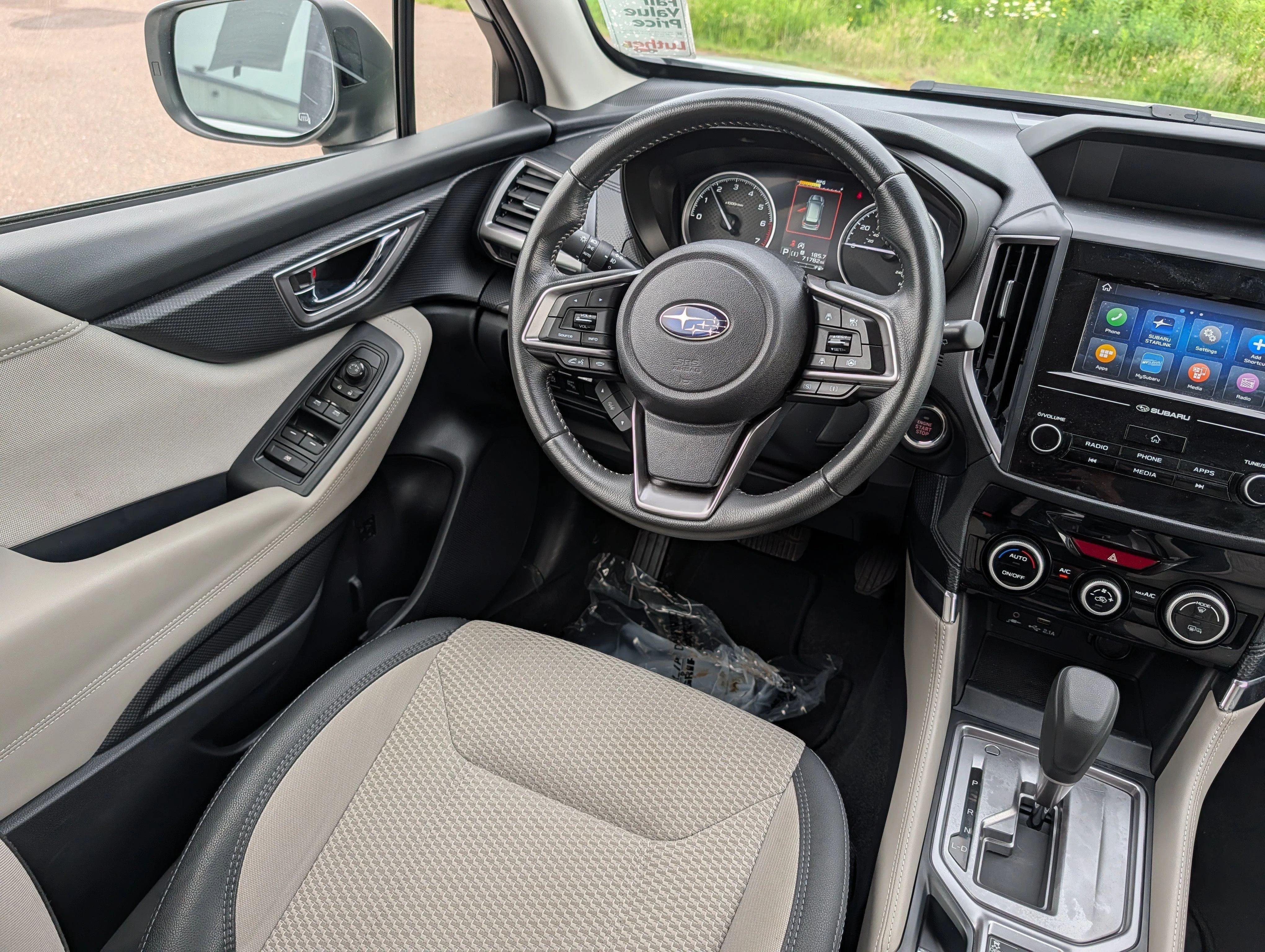 Used 2024 Crystal White Pearl Subaru Premium image 9