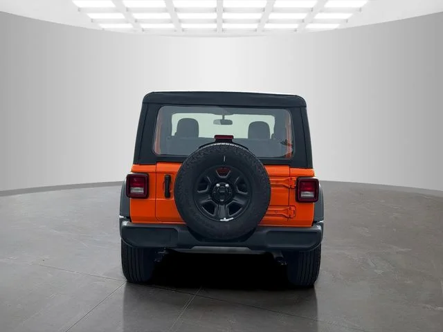 Certified Used 2025  Jeep Sport image 6