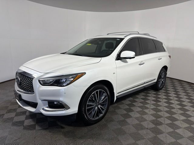 Certified Used 2019 White INFINITI LUXE image 5