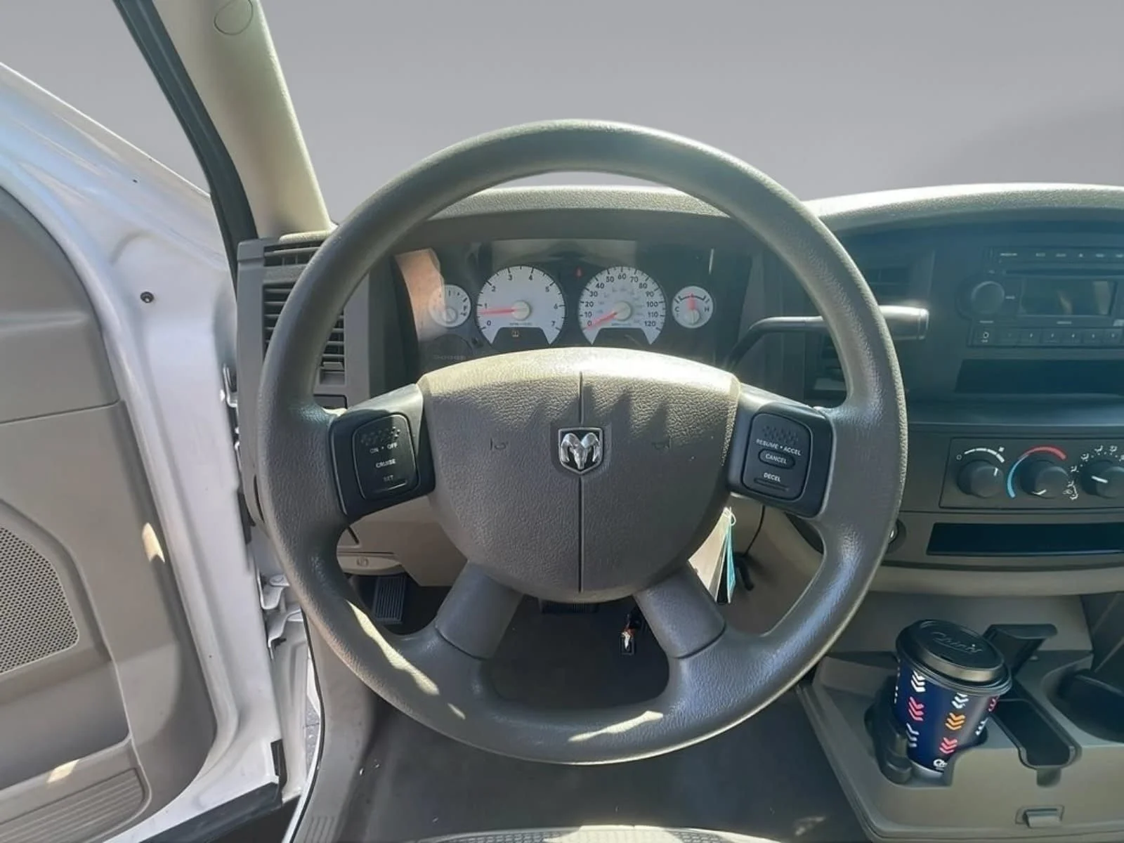 2008 Dodge Ram 1500 Pickup ST - Photo 16