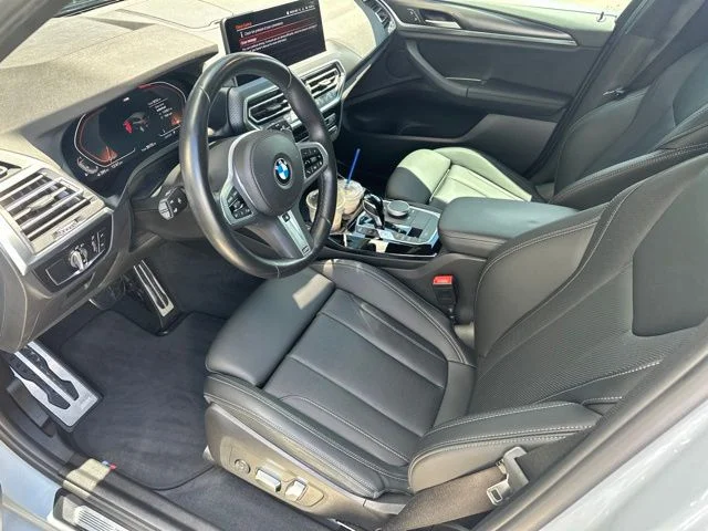 Used 2022 Gray BMW sDrive30i image 2