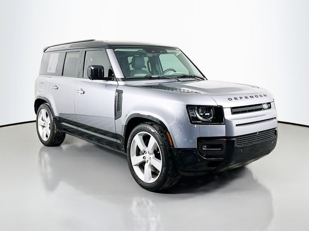 Used 2024 Eiger Gray Metallic Land Rover X-Dynamic SE image 3