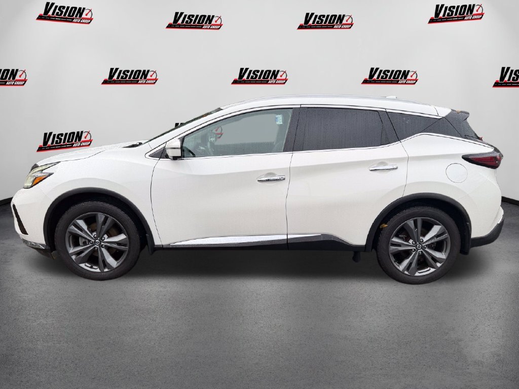 Used 2019 White Nissan Platinum image 8