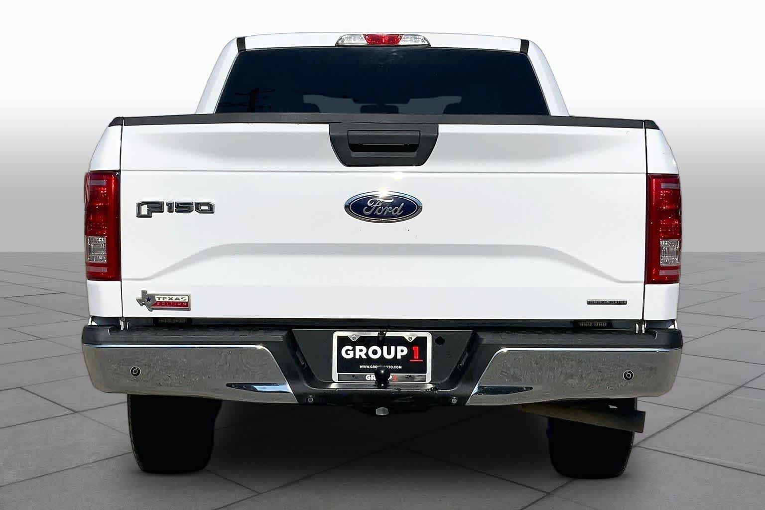 Used 2015 Oxford White Ford XLT image 4