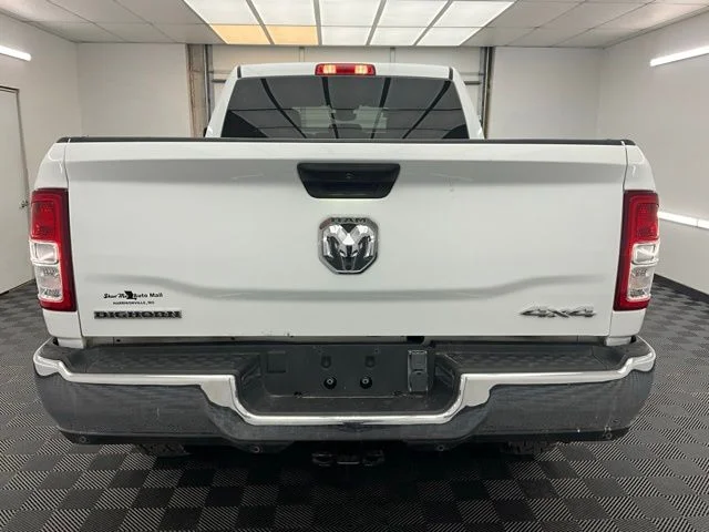 Used 2024 White Ram Big Horn image 21
