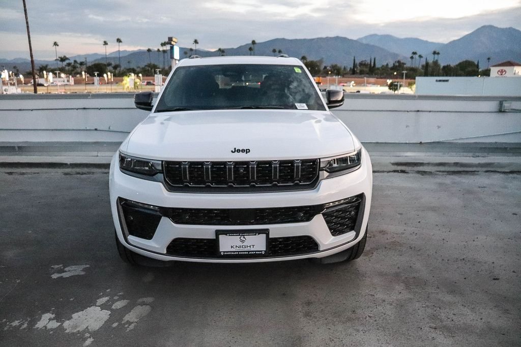 New 2026 Bright White Clearcoat Jeep Limited Reserve image 3