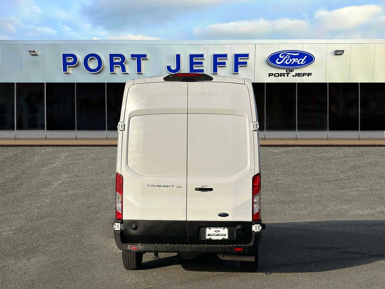 Used 2023 Oxford White Ford  image 7