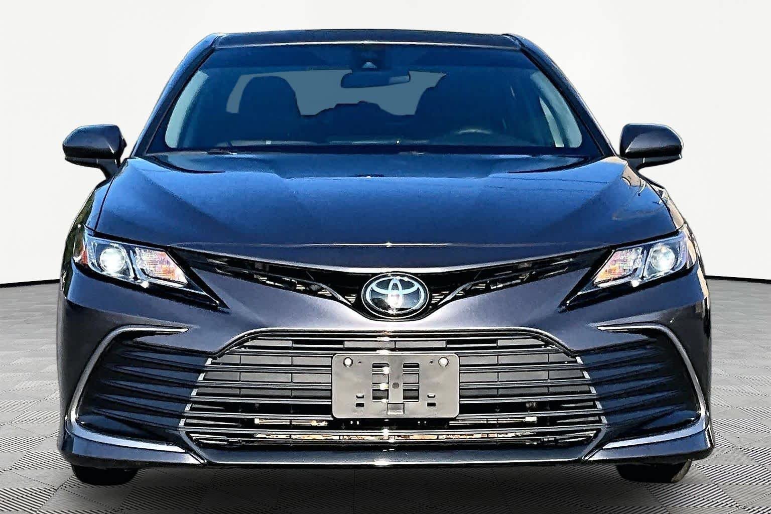Used 2023 Predawn Gray Mica Toyota LE image 4