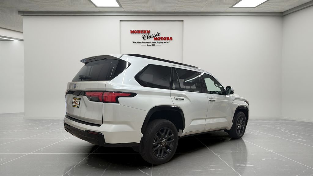 Used 2023 Beige Toyota Platinum image 5