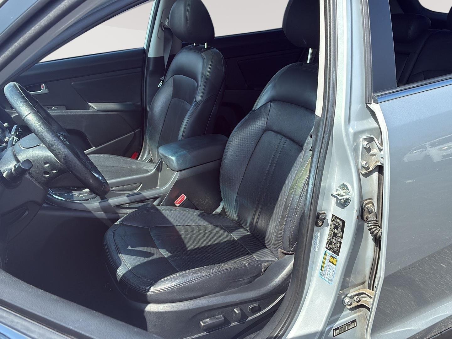 Used 2012 Bright Silver Kia EX image 3