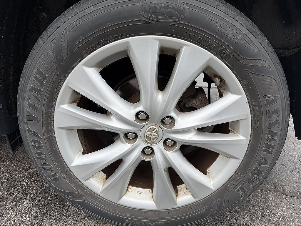 Used 2013 Magnetic Gray Metallic Toyota Limited image 18