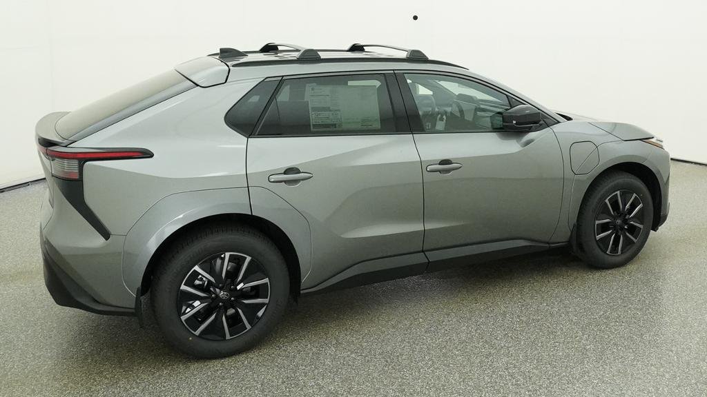 New 2026 Heavy Metal Toyota XLE image 16