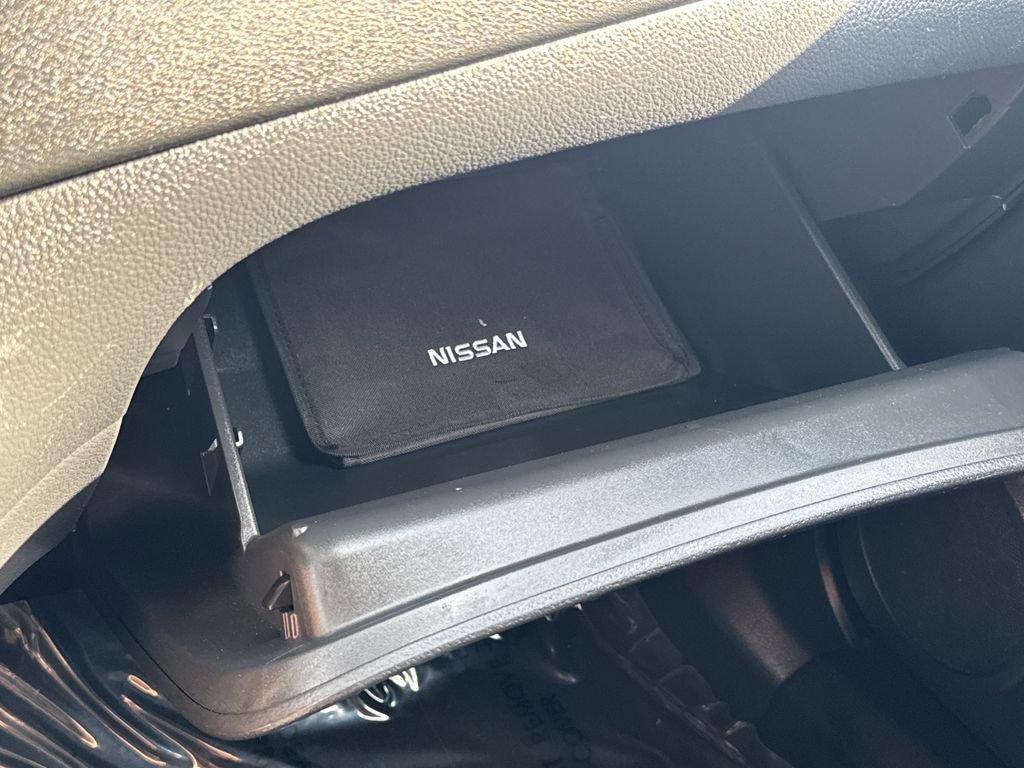 Used 2018 Silver Nissan SV image 30