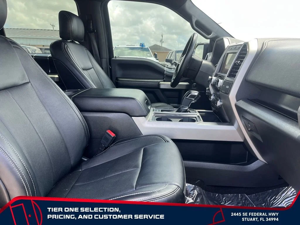Used 2019 Black Ford LARIAT image 20