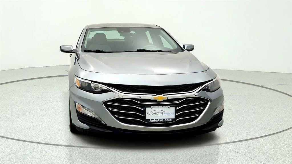 Used 2024 Sterling Gray Metallic Chevrolet 4dr Sedan 1LT image 2