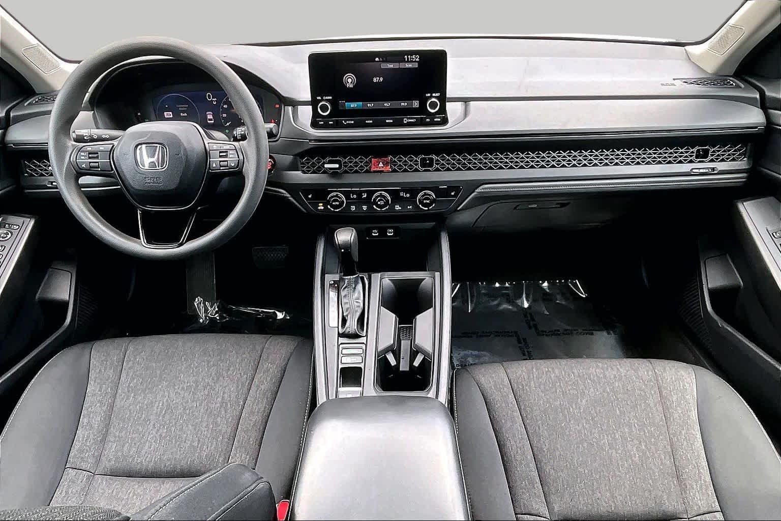 Used 2024 Platinum White Pearl Honda EX image 16