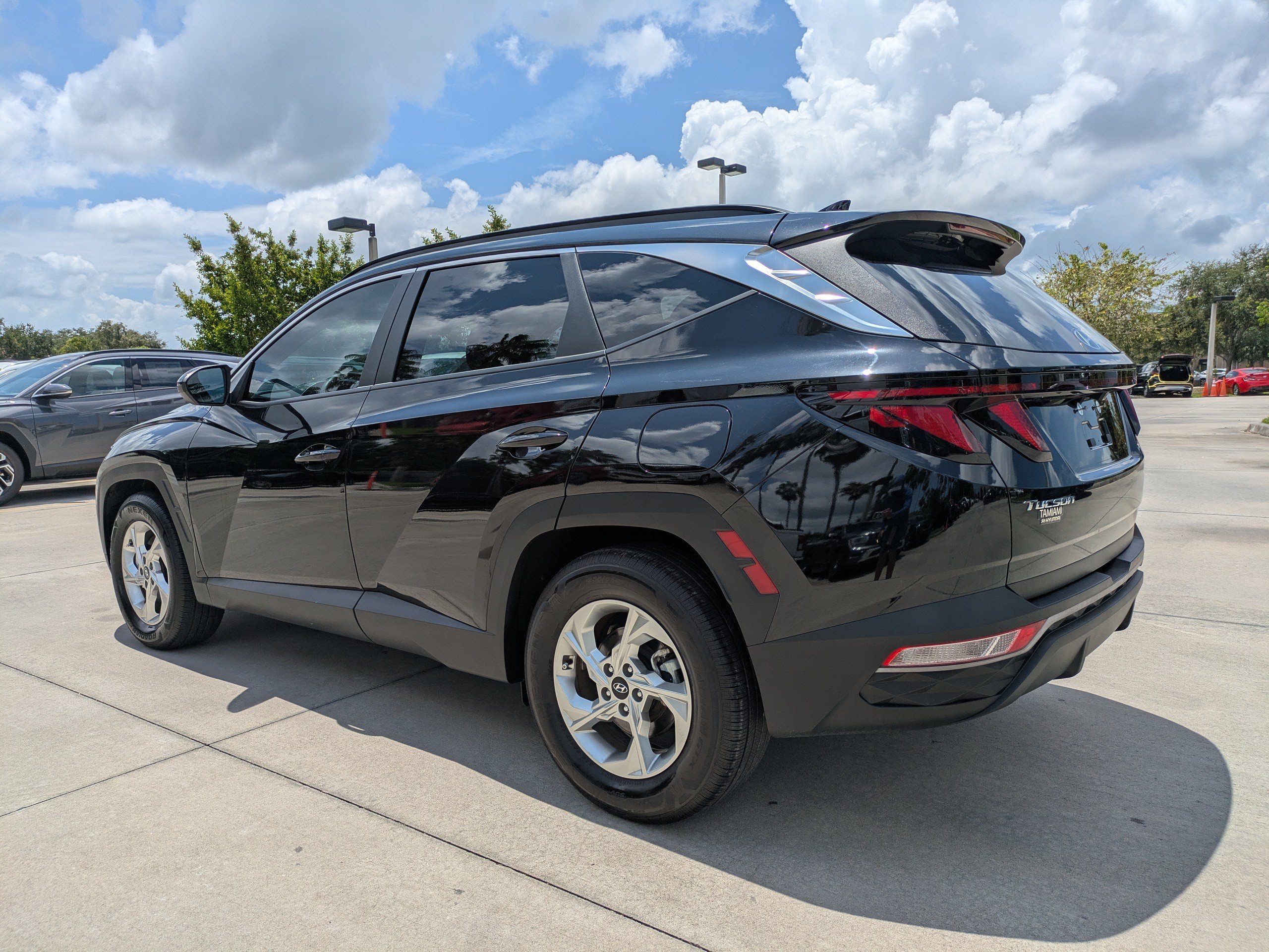 Certified Used 2024 Black Pearl Hyundai SEL image 4