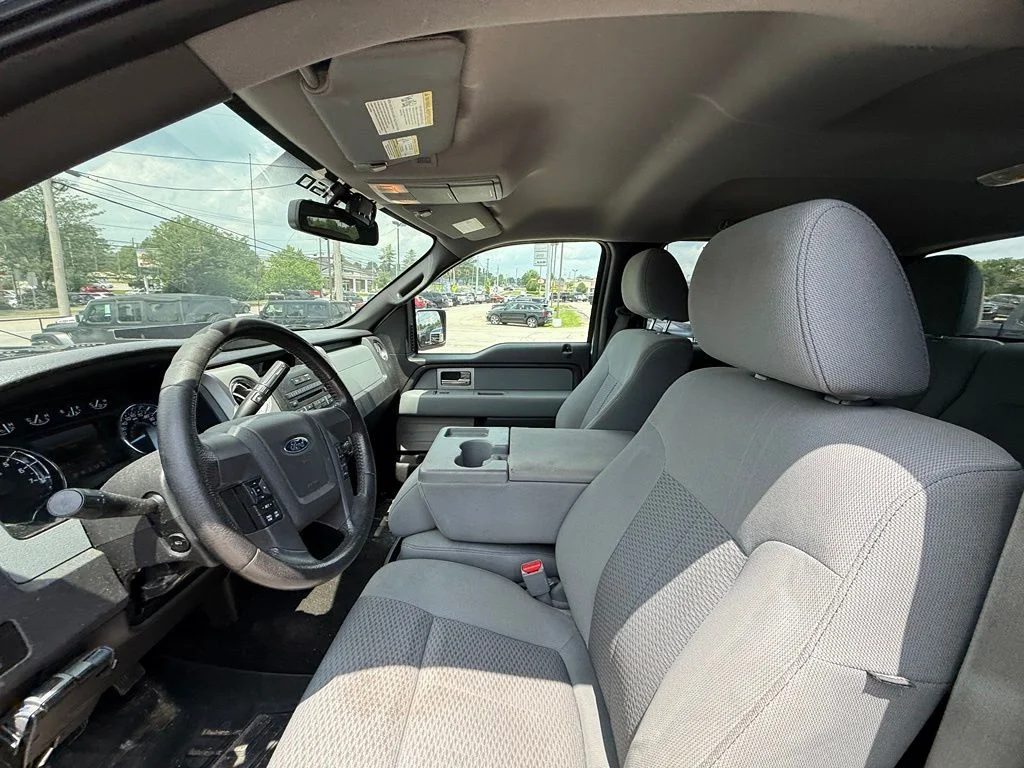 Used 2011 Silver Ford XLT image 13