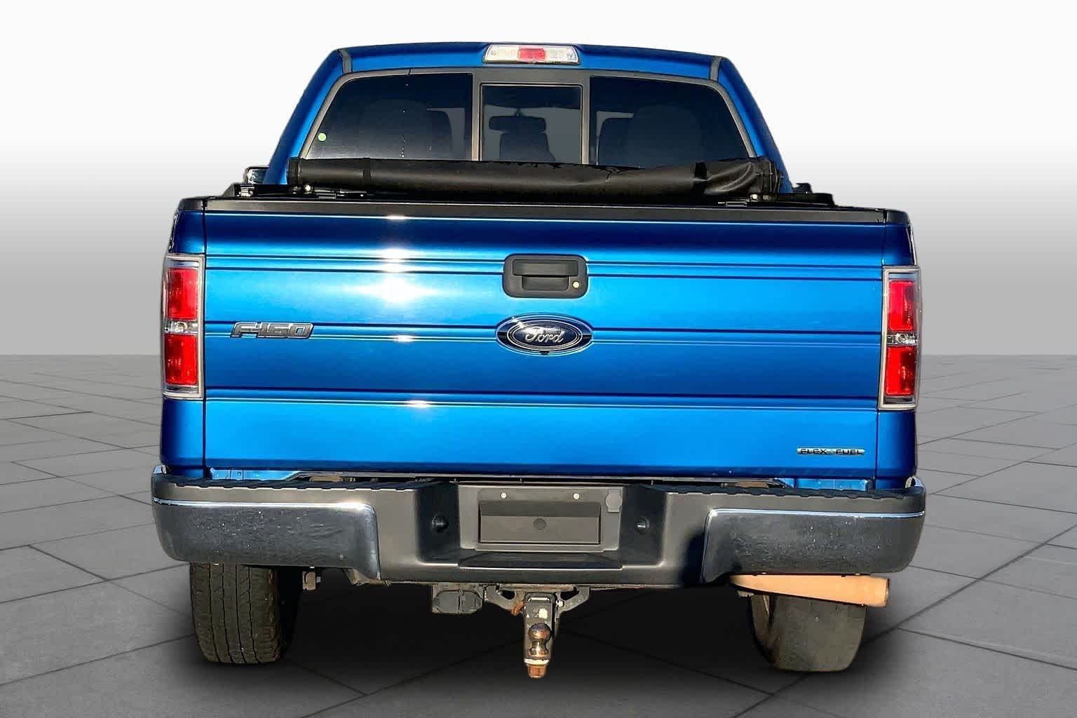 Used 2014 Blue Flame Metallic Ford XLT image 5