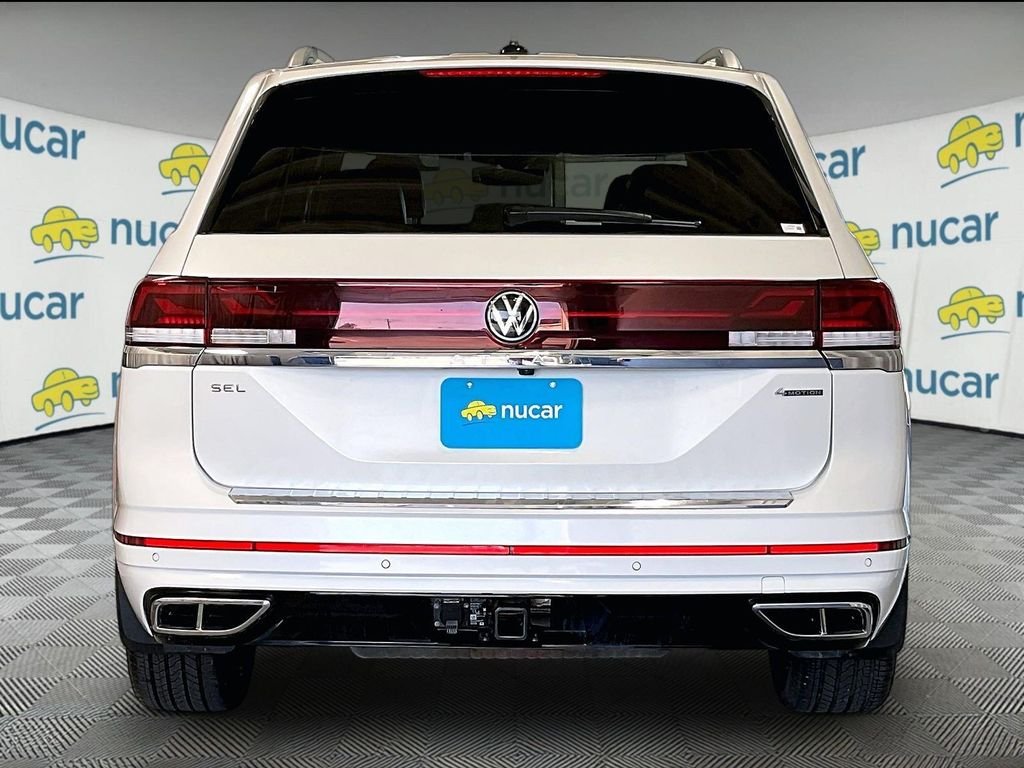Used 2024 White Volkswagen 2.0T SEL Premium R-Line image 5